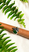 Anillo de nefrita "Fruto"