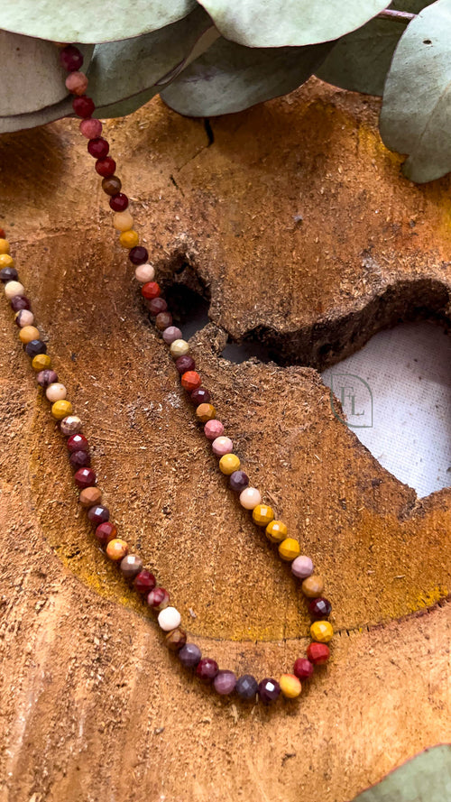 Collar Mookaite Facetada